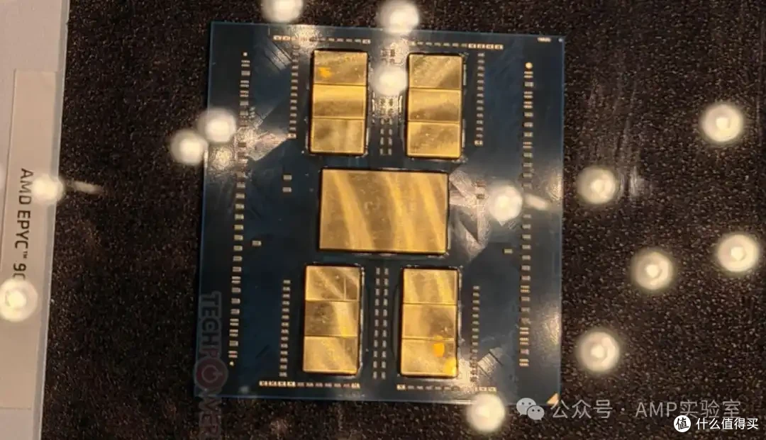 英特尔上手Panther Lake芯片实物，AMD展示最新三款ZEN5产品