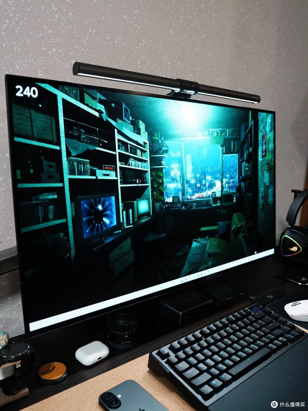 桌搭升级必看:LG 32GS95UV的「暗黑场景」有多绝?