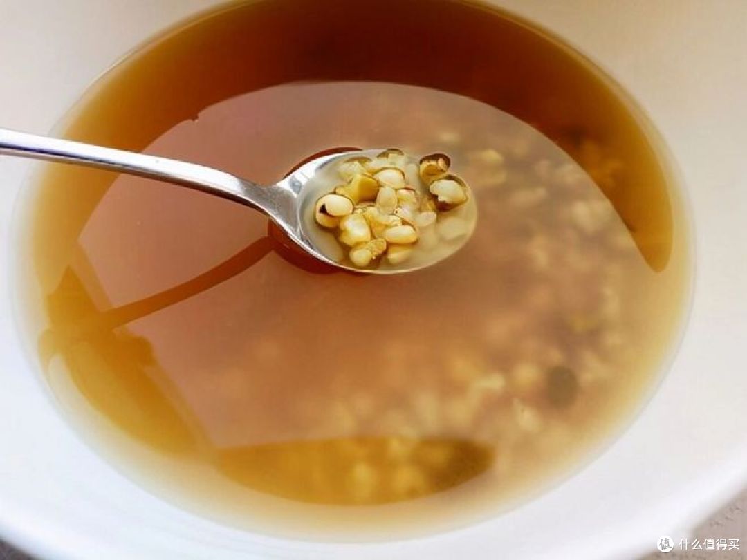 绿豆汤是什么颜色?你是怎么做的?