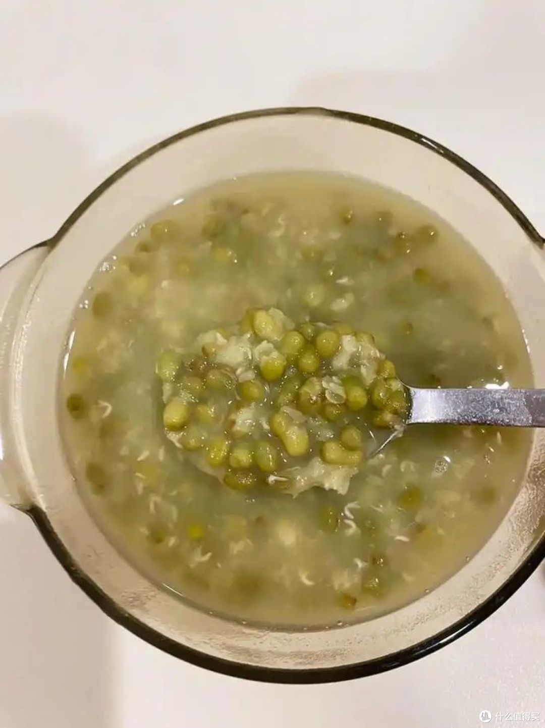 绿豆汤是什么颜色?你是怎么做的?