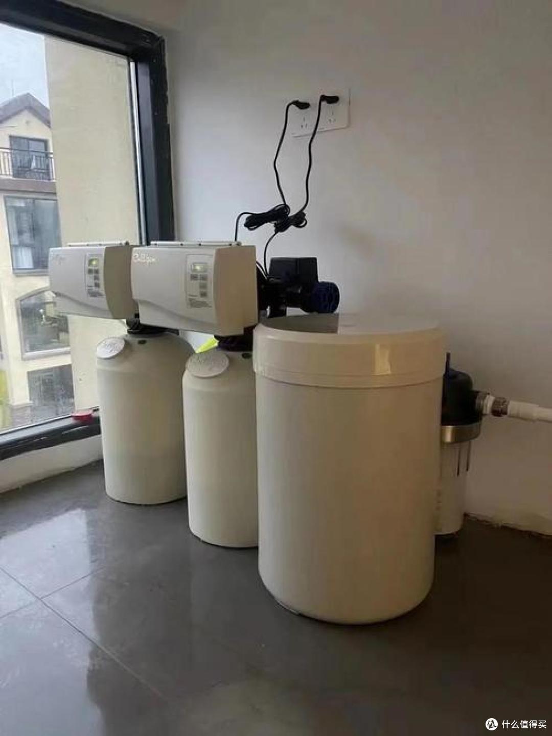 净水器选购指南：家用净水器怎么选？价格、通量、滤芯哪些重要？