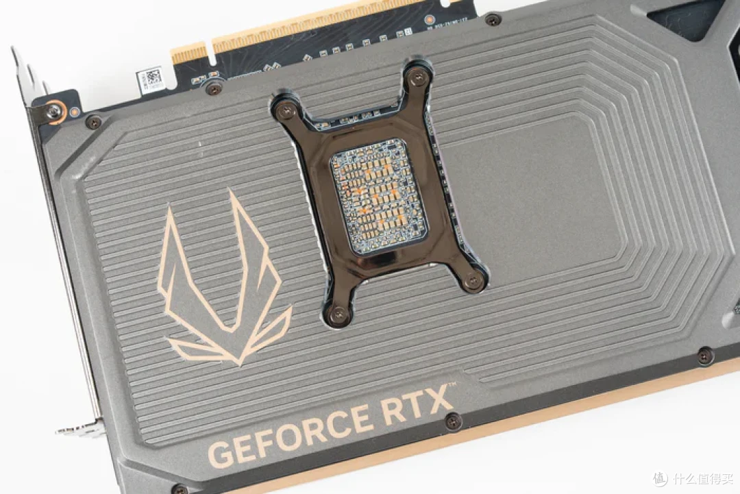 MATX小钢炮——华硕B850M重炮手+索泰5080AMP+闪鳞G600装机分享