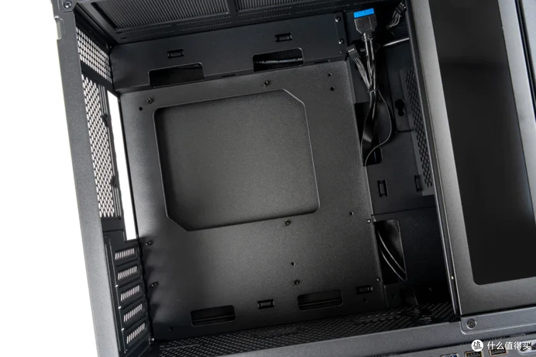 MATX小钢炮——华硕B850M重炮手+索泰5080AMP+闪鳞G600装机分享