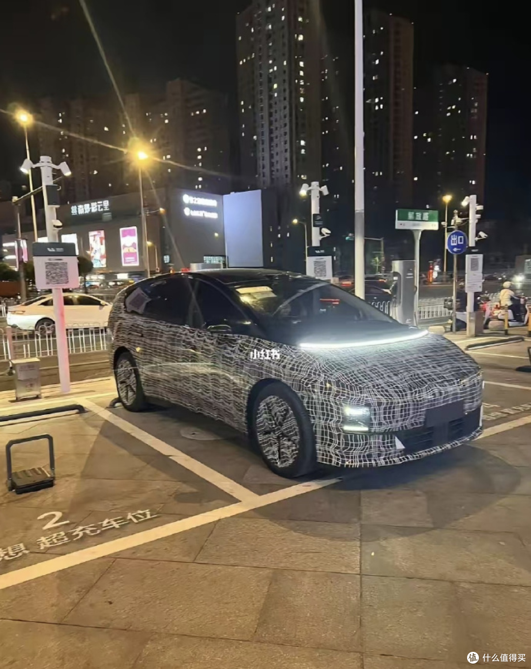 这个电耗,真的能达到吗?理想i8续航揭晓,CLTC 工况90kWh电池670km,98kWh电池720km