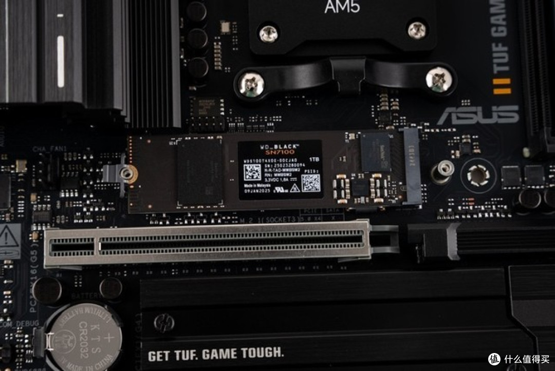 闪迪 WD_BLACK SN7100 NVMe SSD 1TB 开箱分享