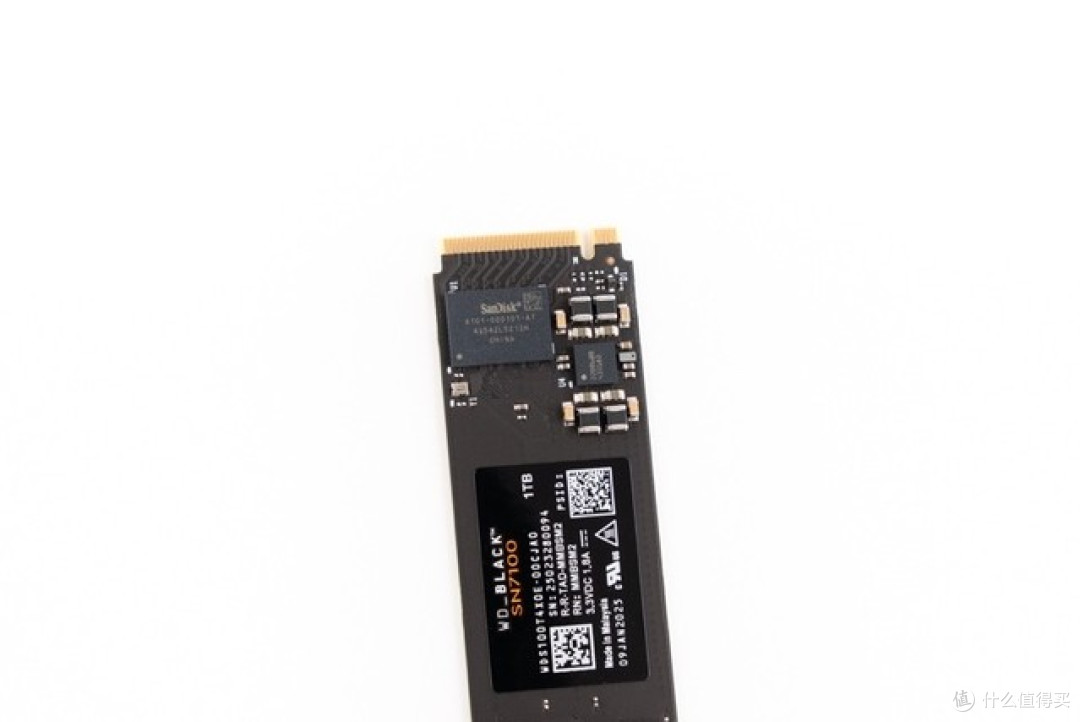 闪迪 WD_BLACK SN7100 NVMe SSD 1TB 开箱分享