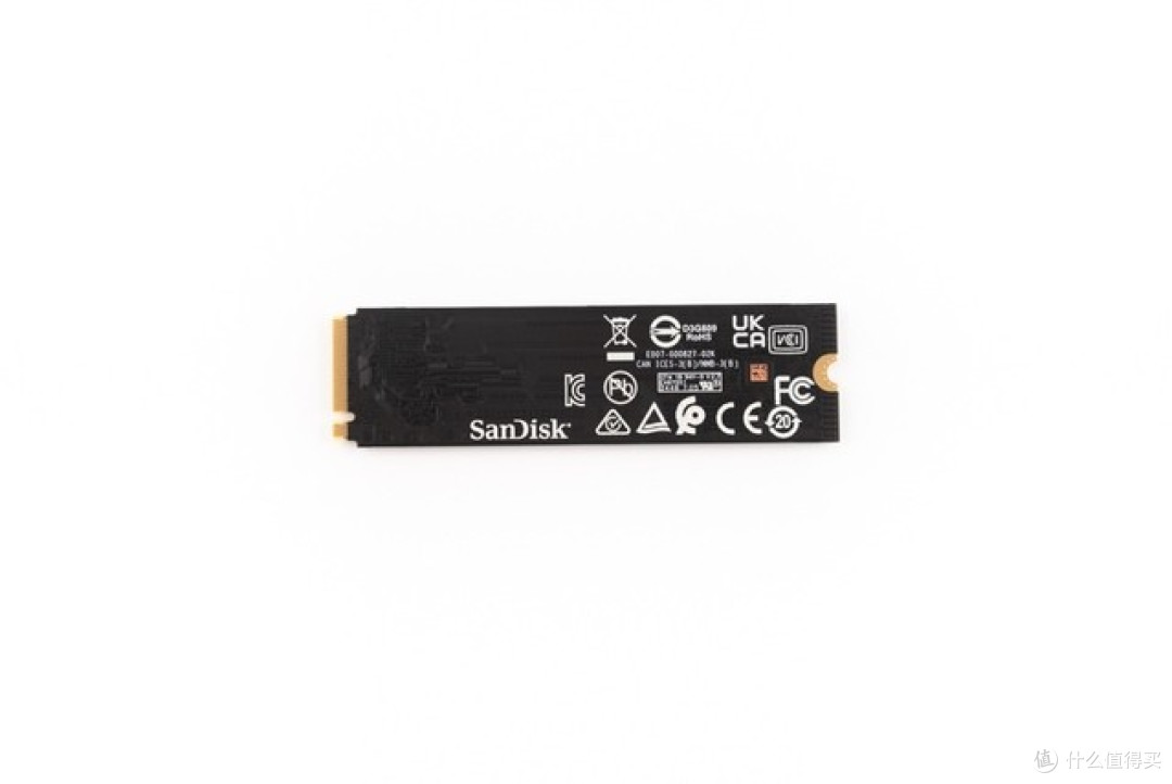 闪迪 WD_BLACK SN7100 NVMe SSD 1TB 开箱分享