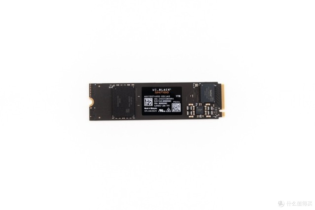 闪迪 WD_BLACK SN7100 NVMe SSD 1TB 开箱分享