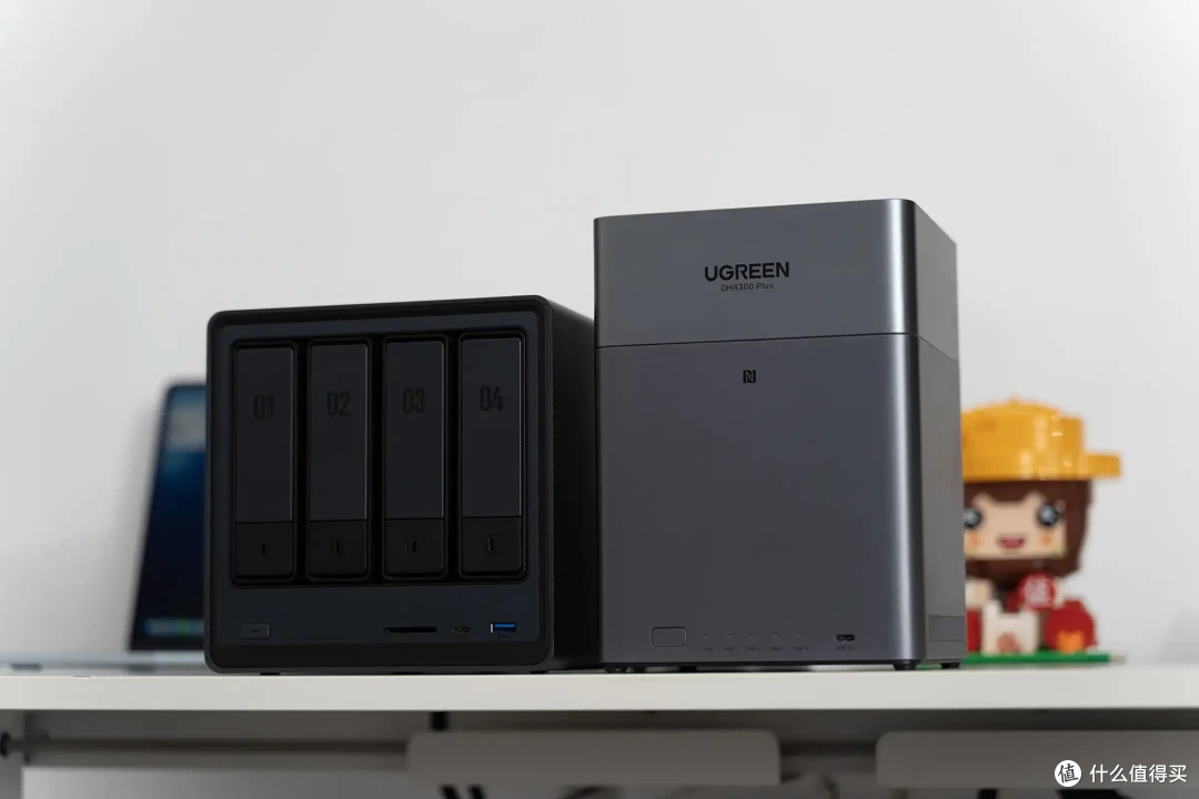 千元NAS新标杆?4盘位+2.5G+4K影音+Docker!绿联DH4300 Plus实测