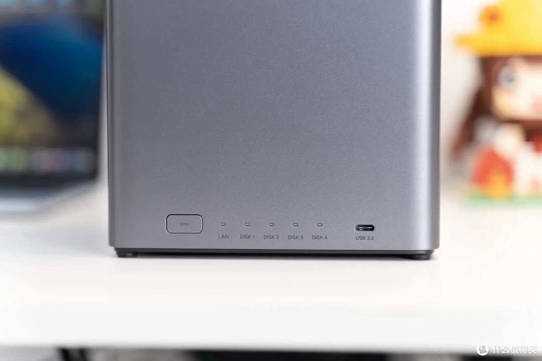 千元NAS新标杆?4盘位+2.5G+4K影音+Docker!绿联DH4300 Plus实测