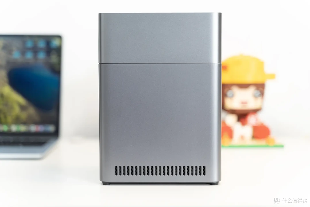 千元NAS新标杆?4盘位+2.5G+4K影音+Docker!绿联DH4300 Plus实测