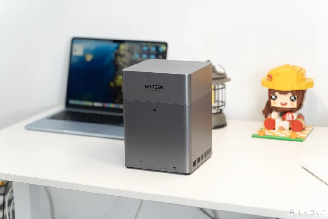 千元NAS新标杆?4盘位+2.5G+4K影音+Docker!绿联DH4300 Plus实测