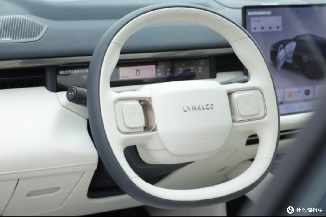 领克900以销量之名,重塑家庭旗舰SUV