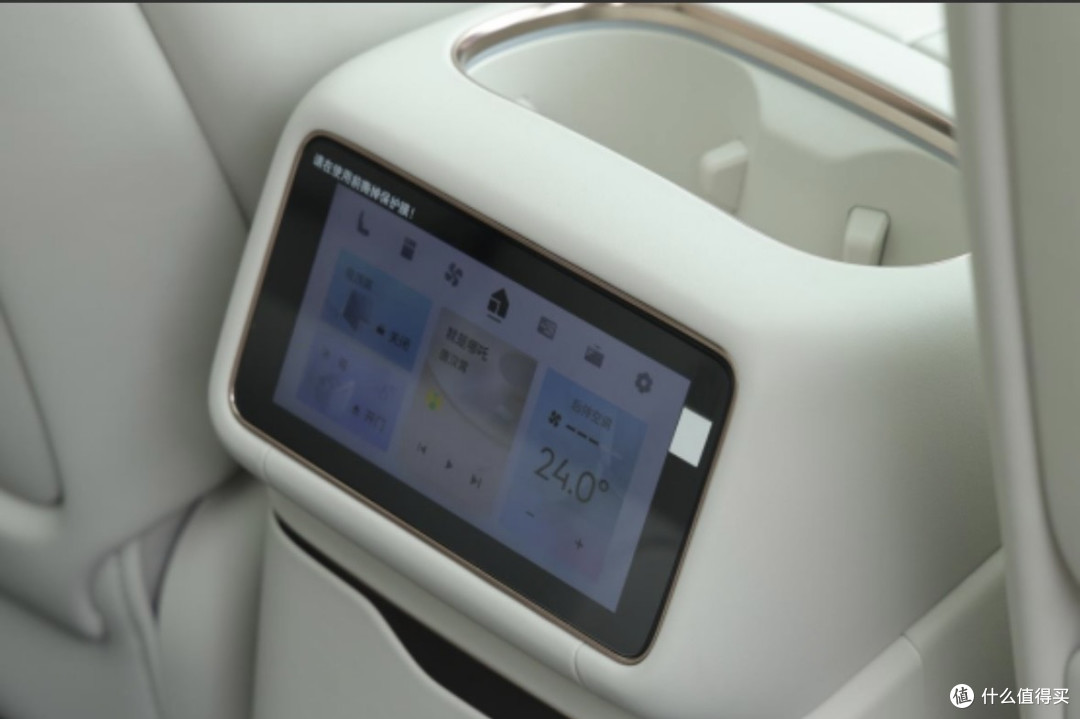 领克900以销量之名,重塑家庭旗舰SUV