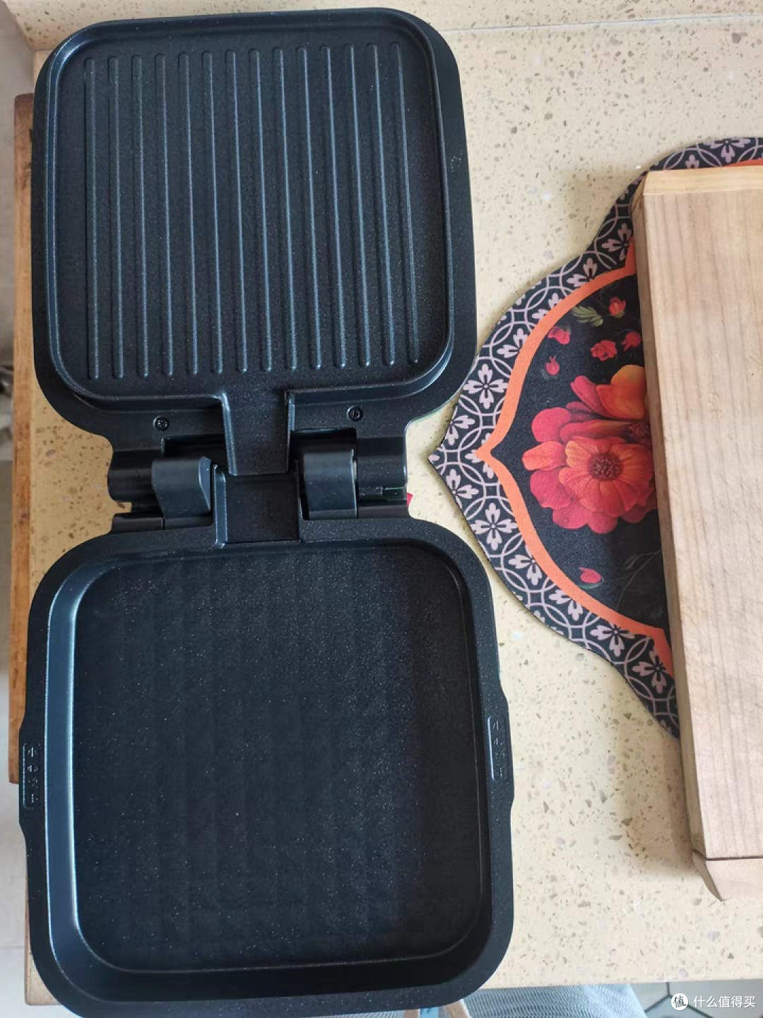 唤醒清晨活力：摩飞MR8600多功能早餐机体验