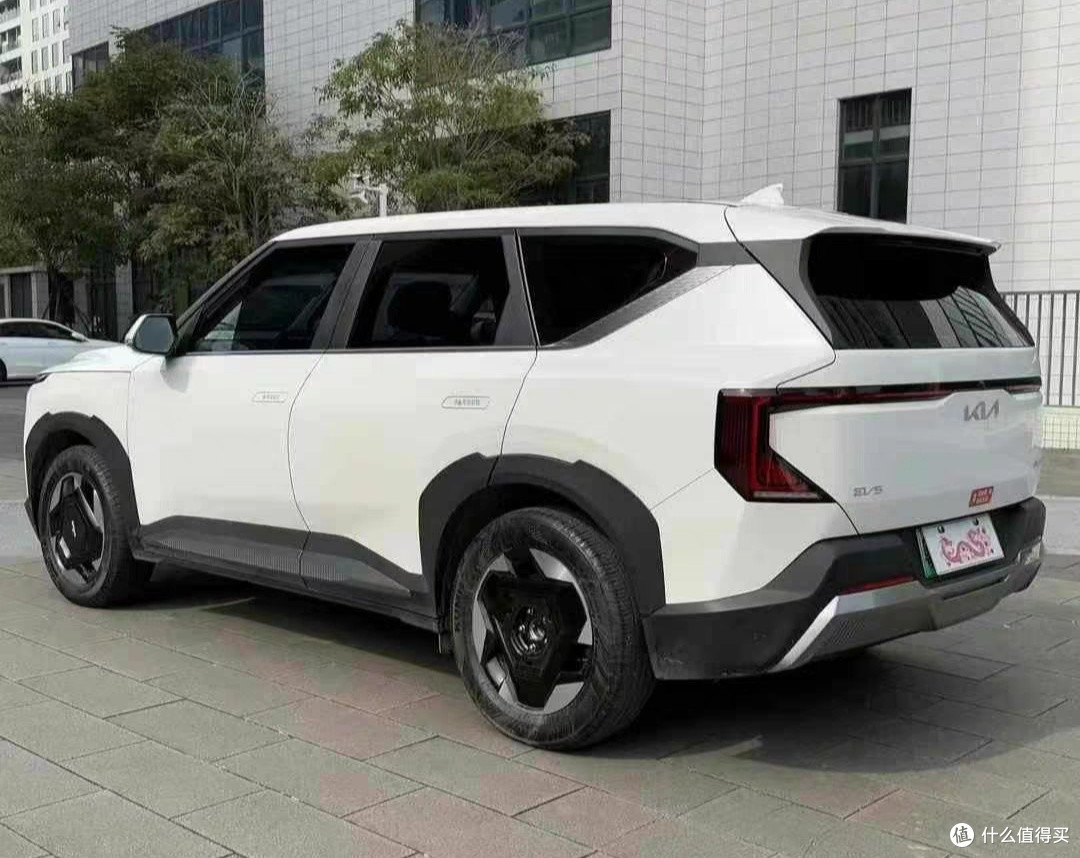 销量不知道,外观是真漂亮