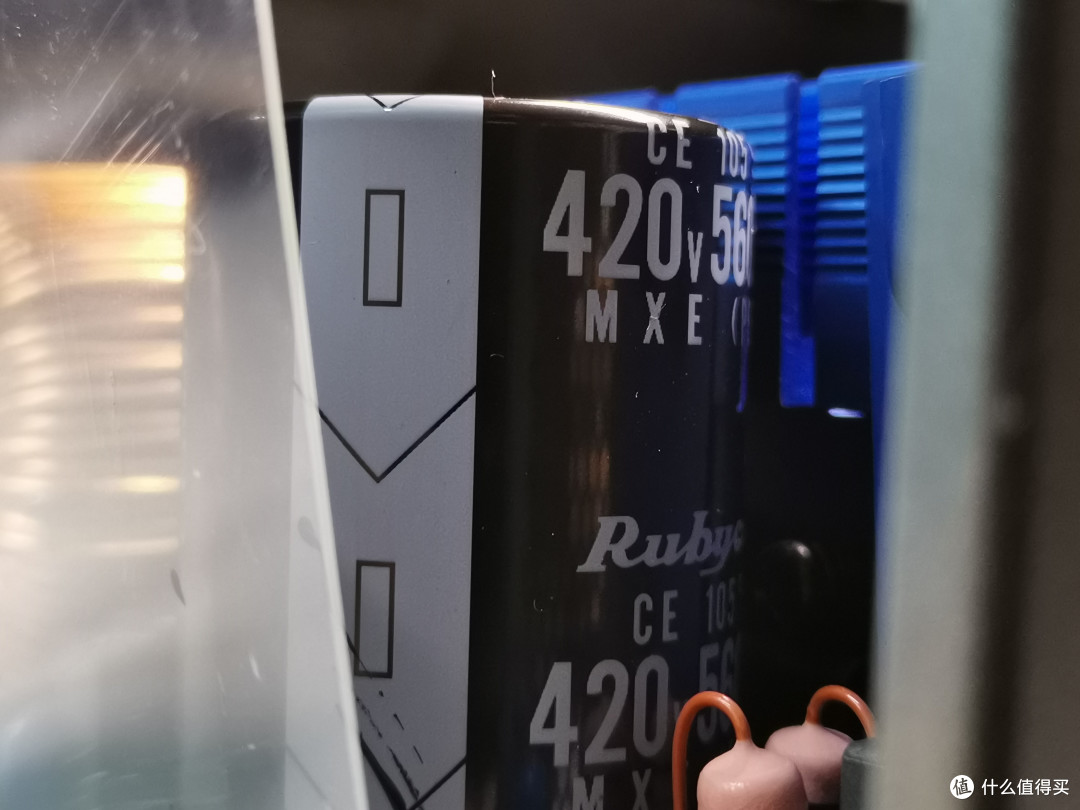 再塑白金巅峰?安耐美PK 1000W“白金竞蝠”电源拆解!