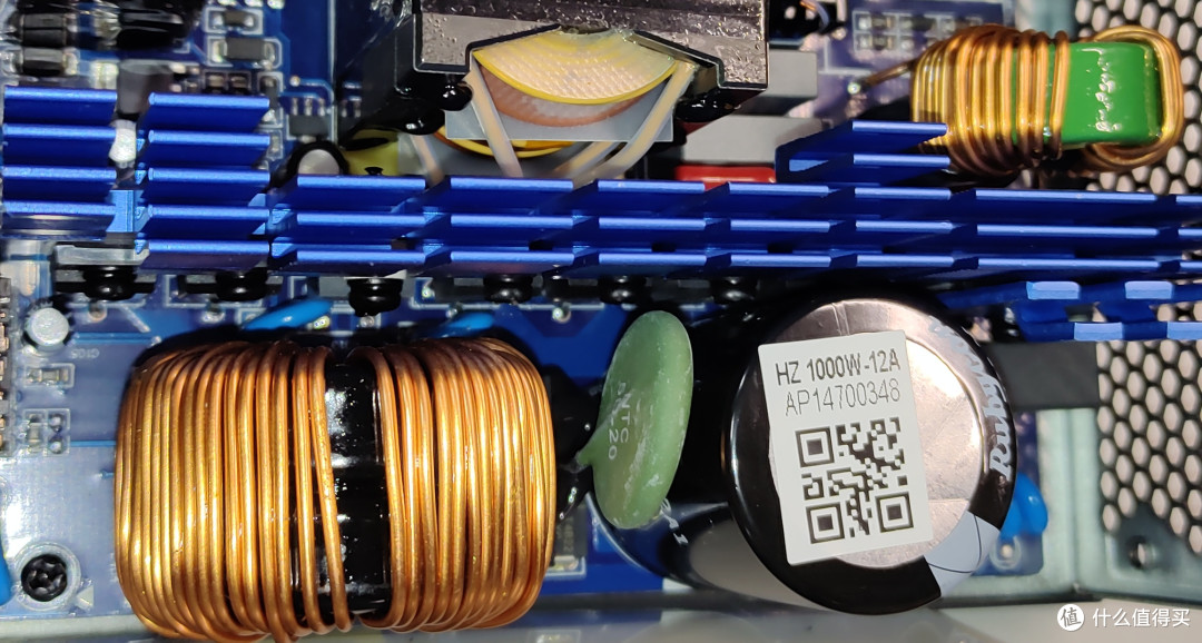 再塑白金巅峰?安耐美PK 1000W“白金竞蝠”电源拆解!