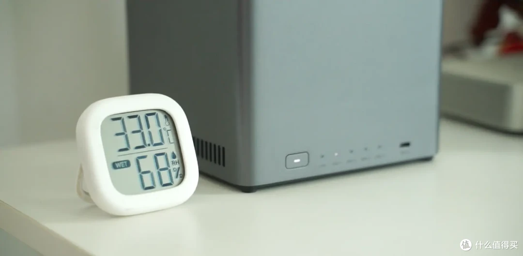 千元NAS新标杆?4盘位+2.5G+4K影音+Docker!绿联DH4300 Plus实测
