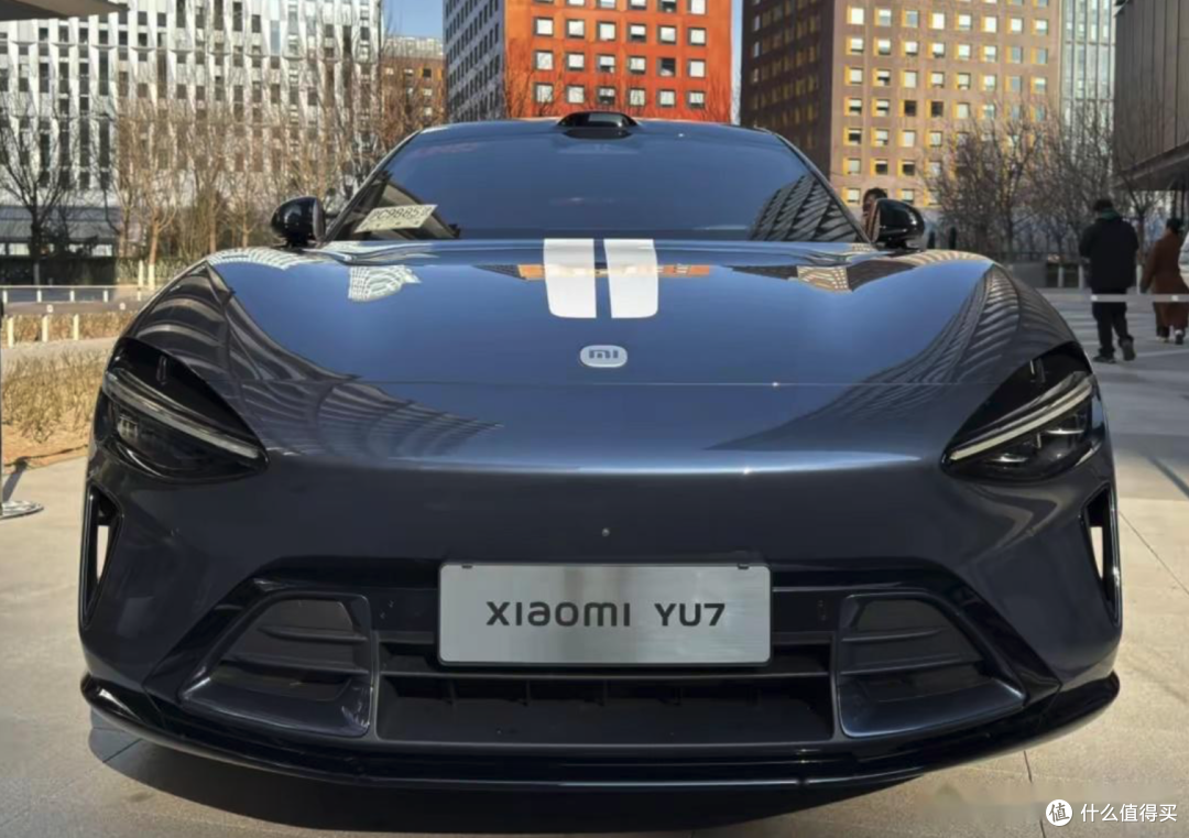 为什么说小米 YU7 SUV 的颜值是开倒车?