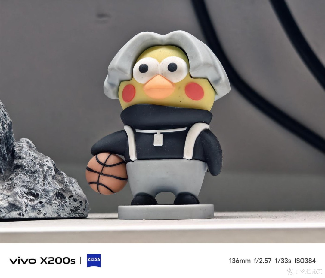 直屏旗舰新标杆,从影像到续航的vivo X200s无短板体验!