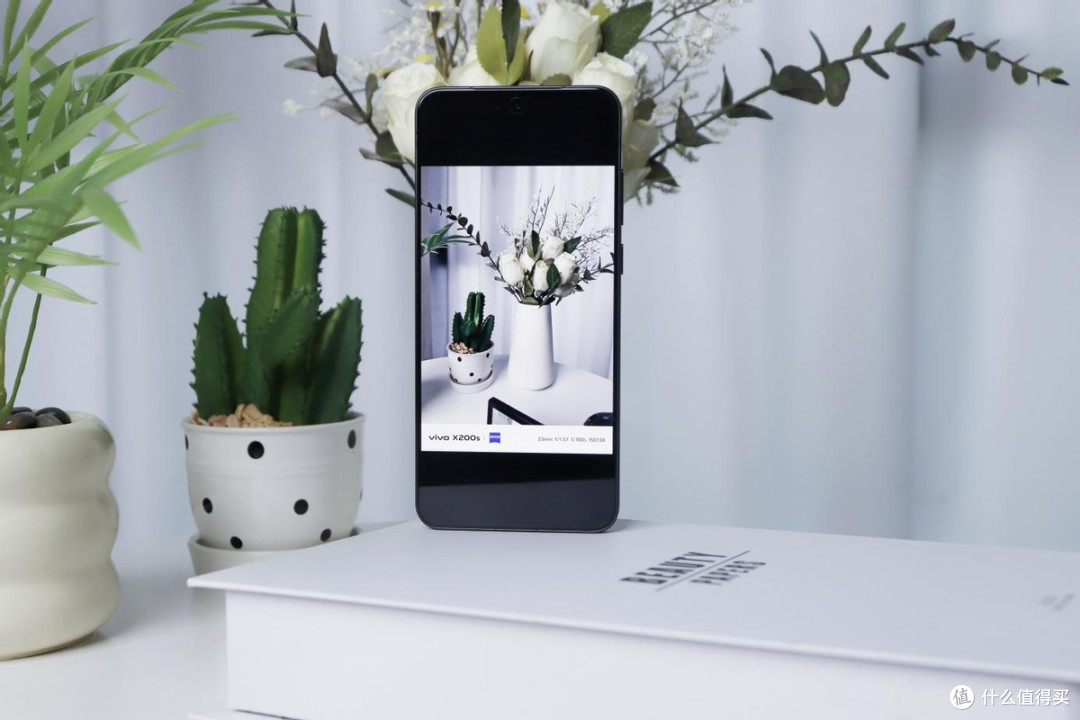 直屏旗舰新标杆,从影像到续航的vivo X200s无短板体验!