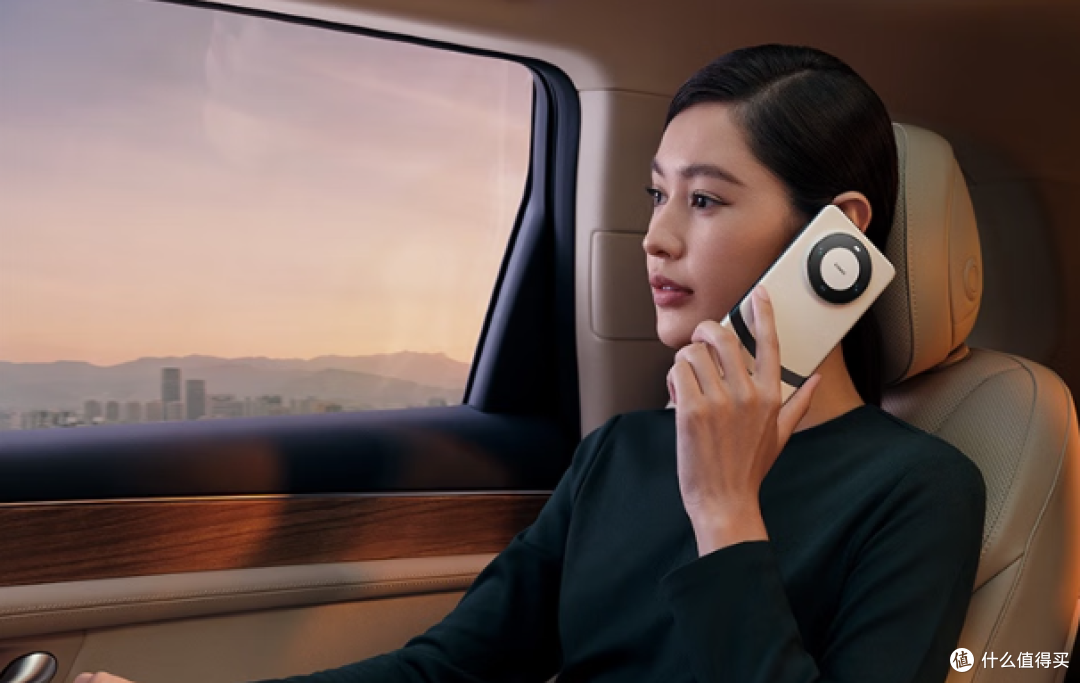 华为Mate 60 Pro+:昔日机皇大降价,现在入手巨划算!