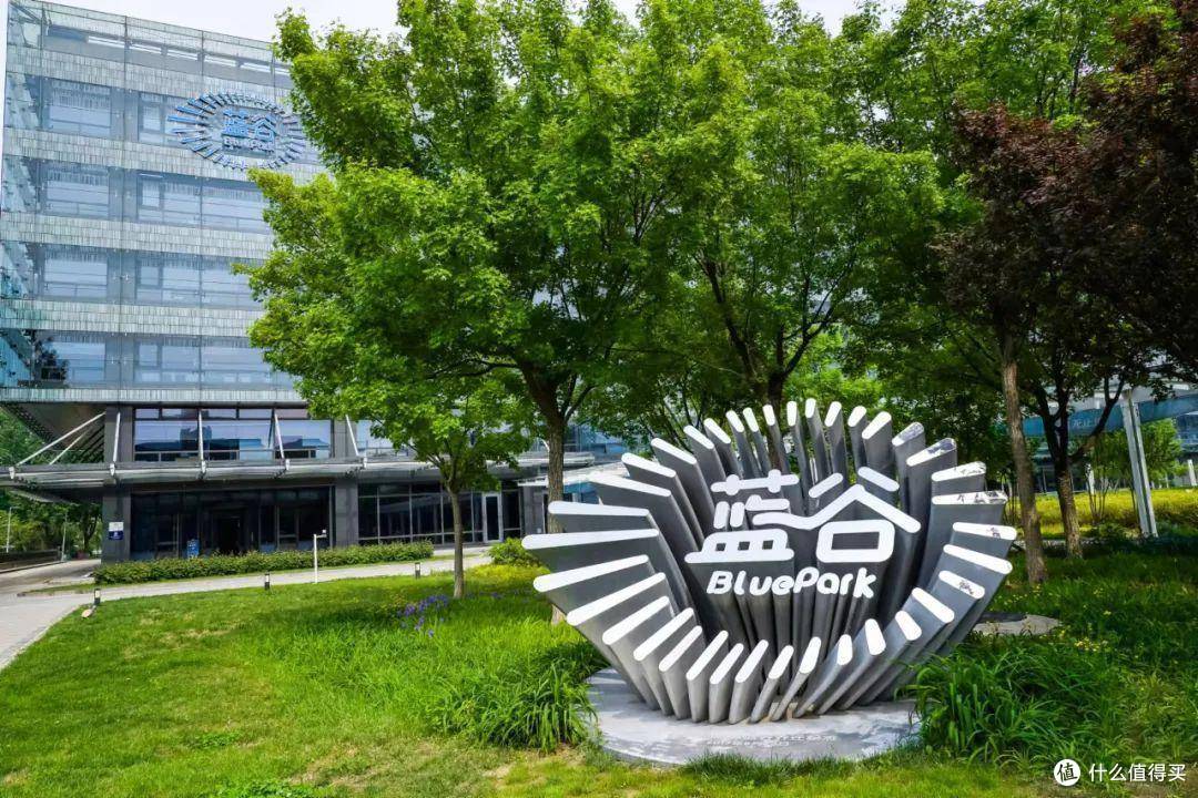 亏损超300亿,北汽蓝谷在新能源赛道上的挣扎与隐忧