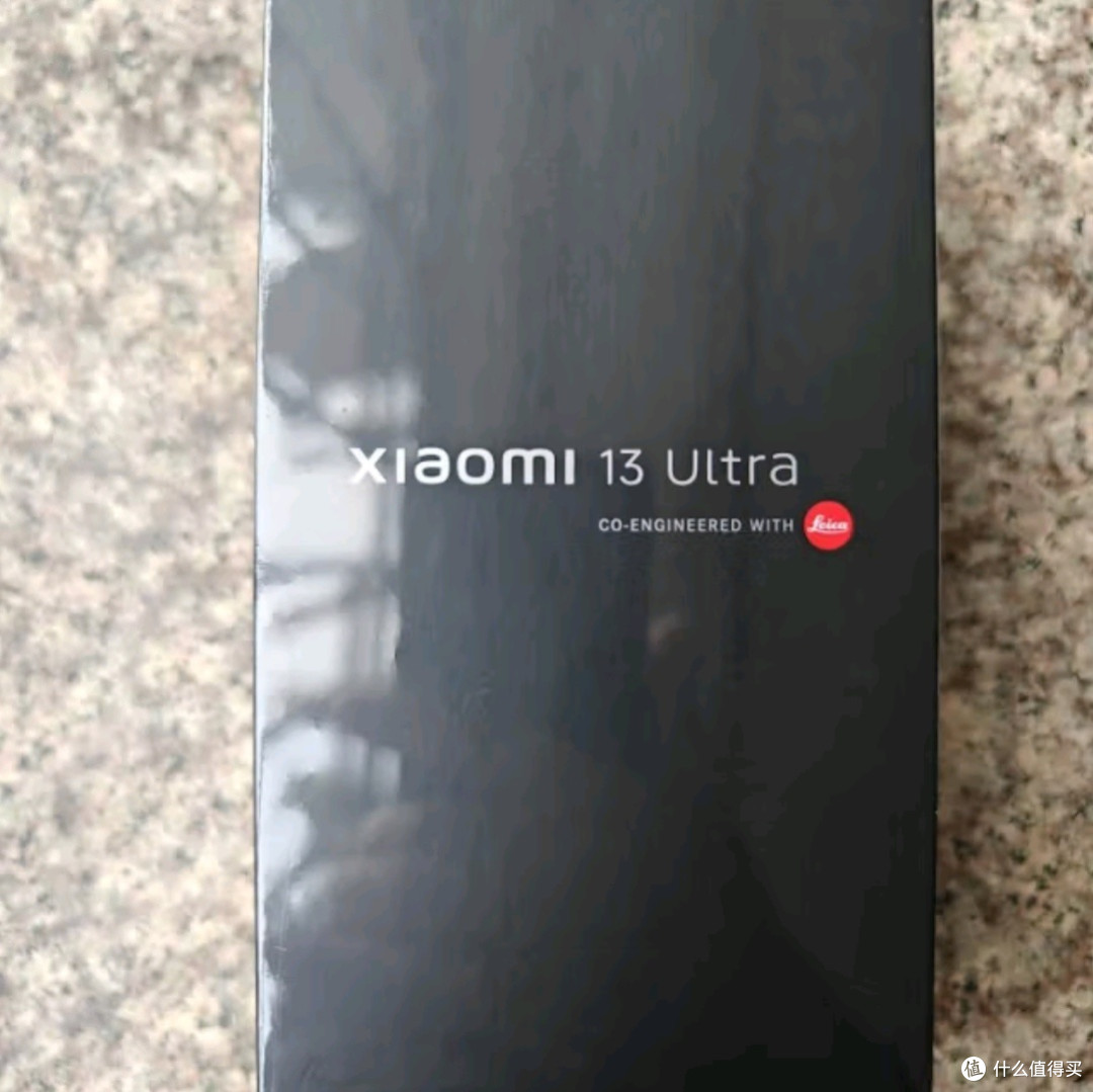 小米13Ultra：徕卡光学全焦段四摄加持，2K超色准屏尽显旗舰风采