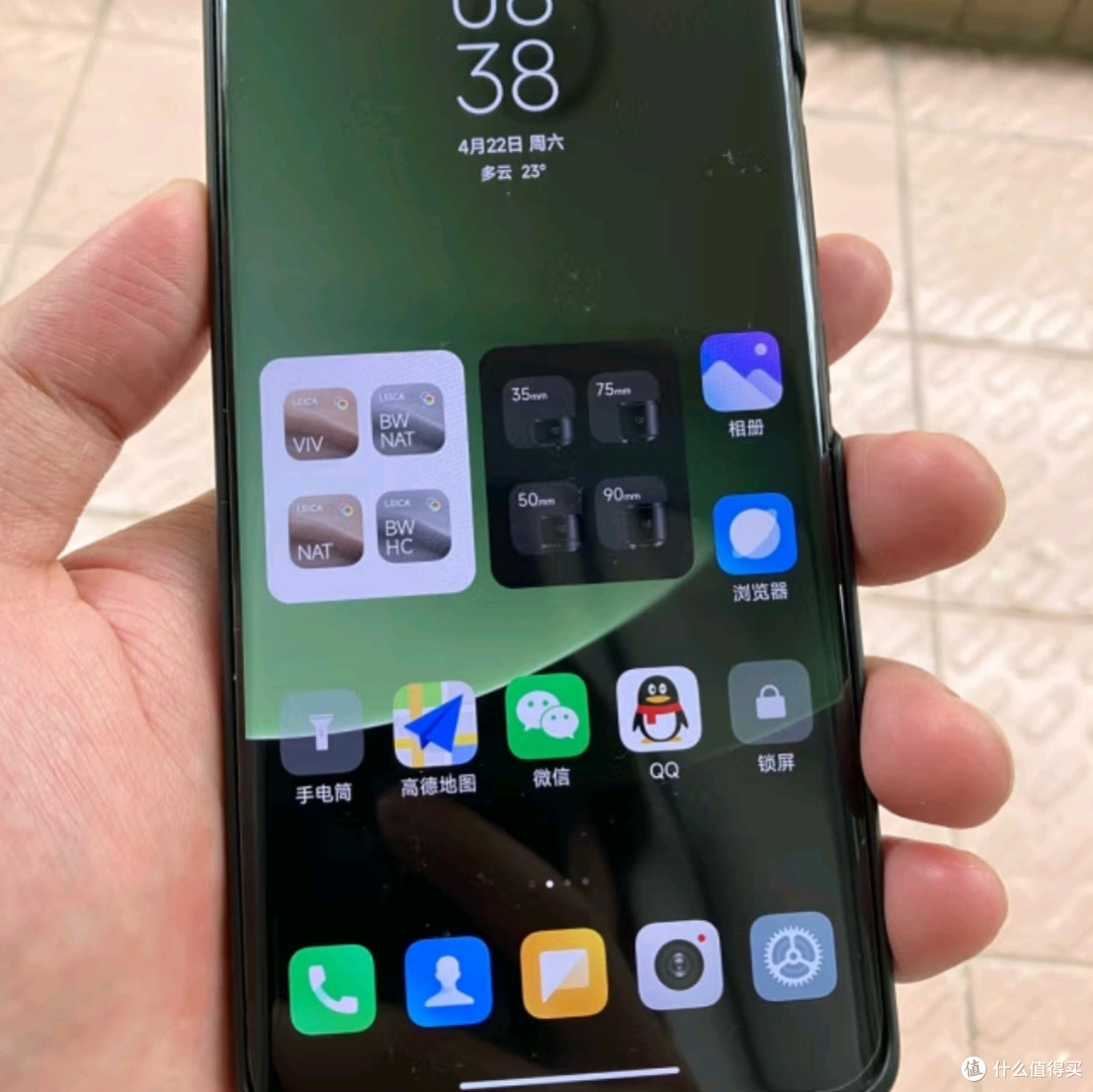 小米13Ultra：徕卡光学全焦段四摄加持，2K超色准屏尽显旗舰风采