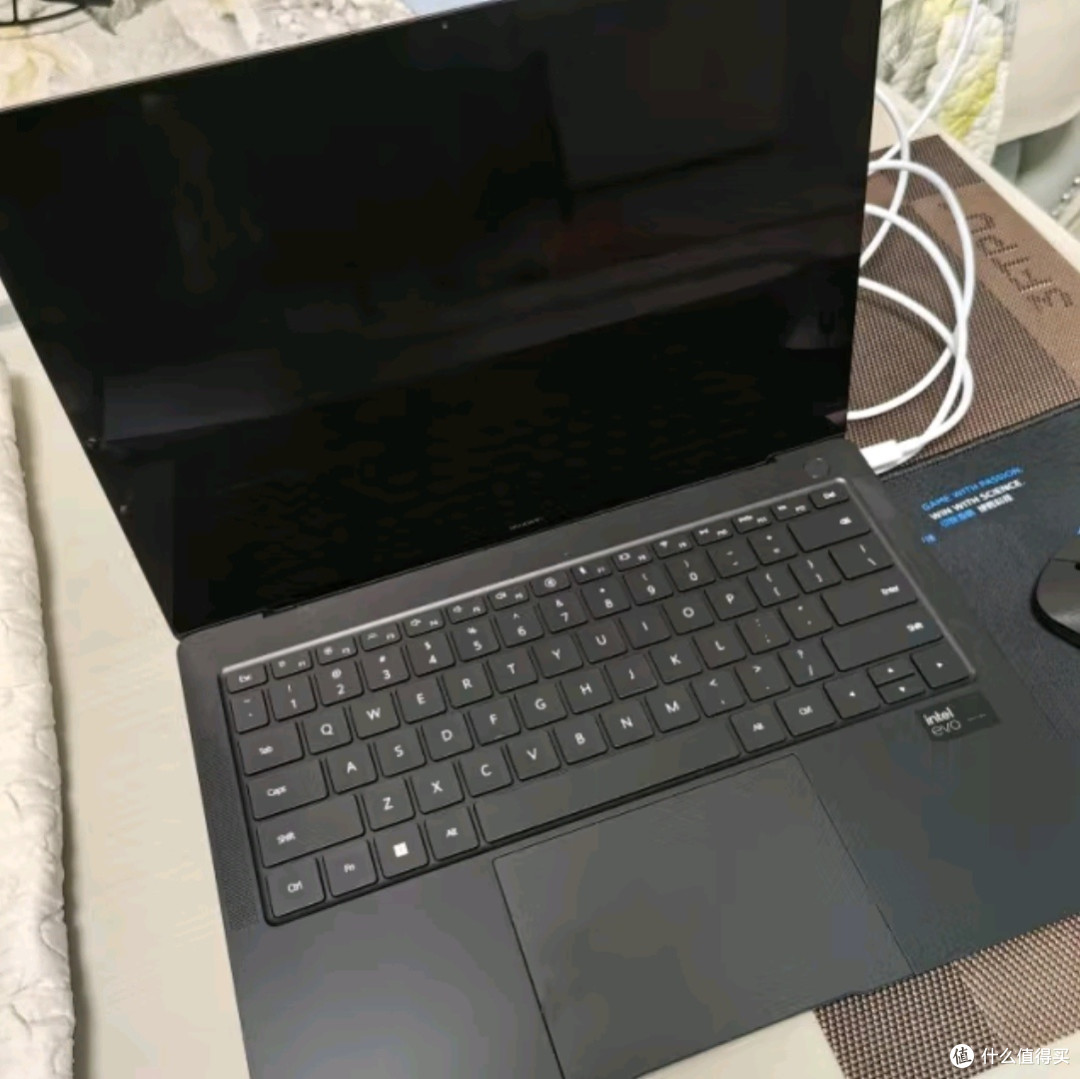 华为MateBook X Pro 2025新款:3.1K高刷触控屏引领轻薄本新风尚