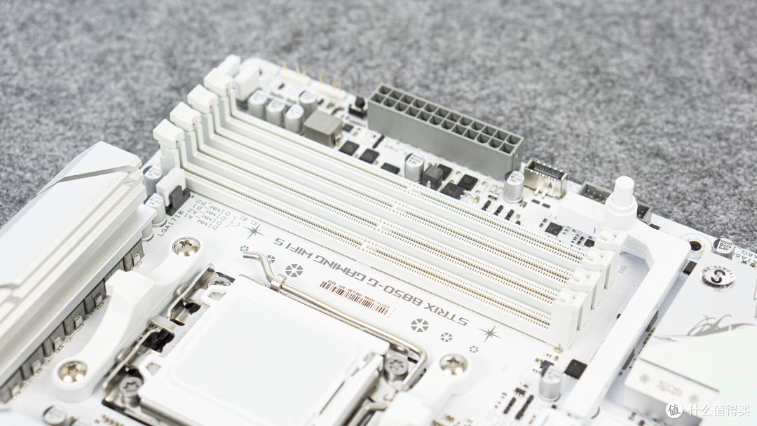 全新升级、豪华堆料、搭配98x3D,华硕ROG B850小吹雪618值得入手