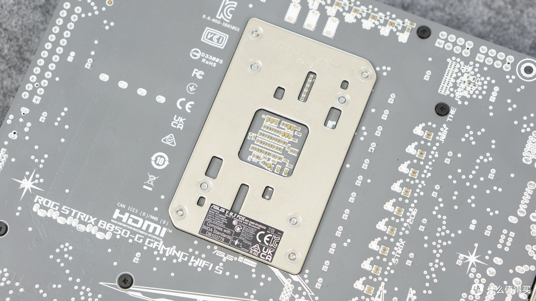 全新升级、豪华堆料、搭配98x3D,华硕ROG B850小吹雪618值得入手