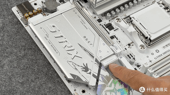全新升级、豪华堆料、搭配98x3D,华硕ROG B850小吹雪618值得入手
