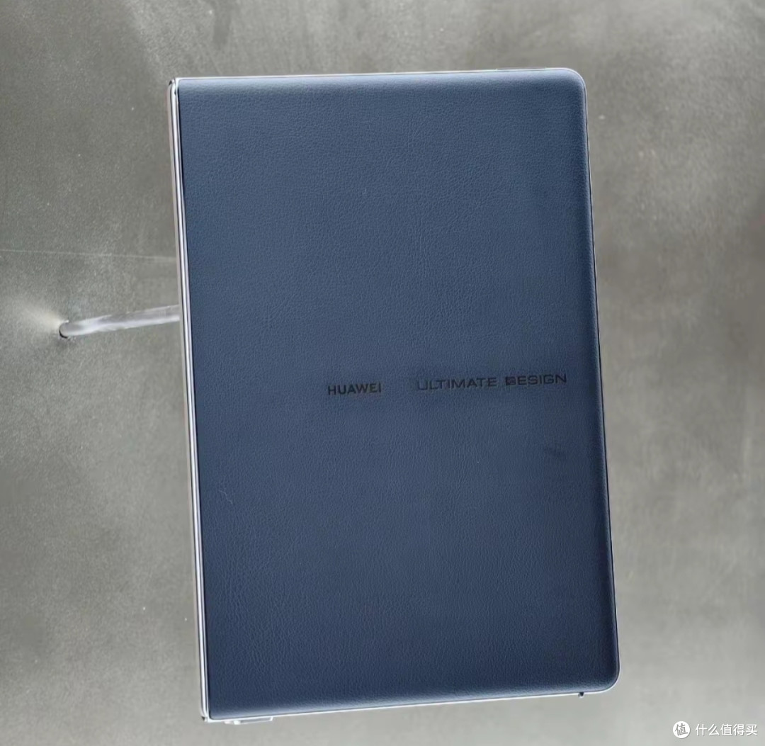 MateBook Flod：折叠屏的矛盾与挑战