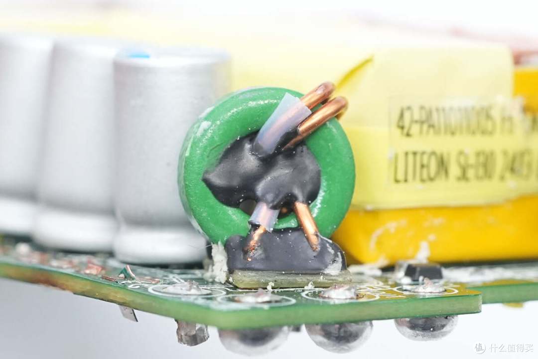 氮化镓技术方案设计,戴尔笔记本原装100W氮化镓电源适配器拆解