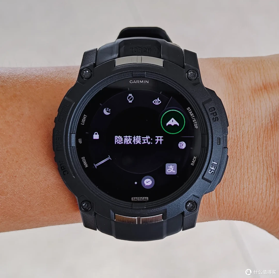 比本能3贵一千!佳明GARMIN INSTINCT本能3战术版有什么特别功能