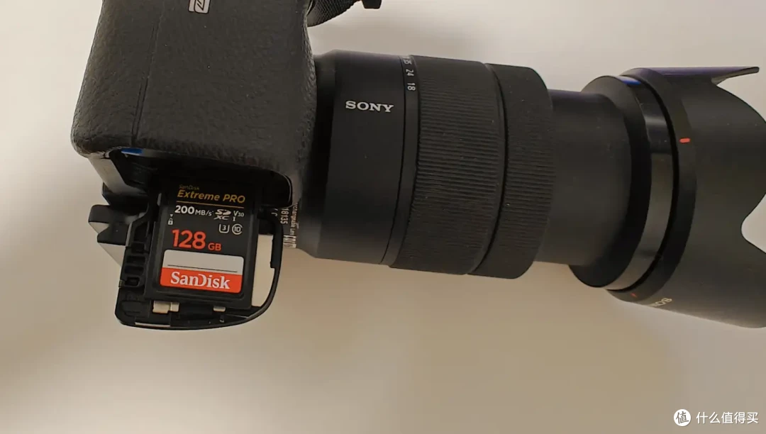 实测:闪迪XXY V30内存卡是否值得入手?耐用性与速度一目了然