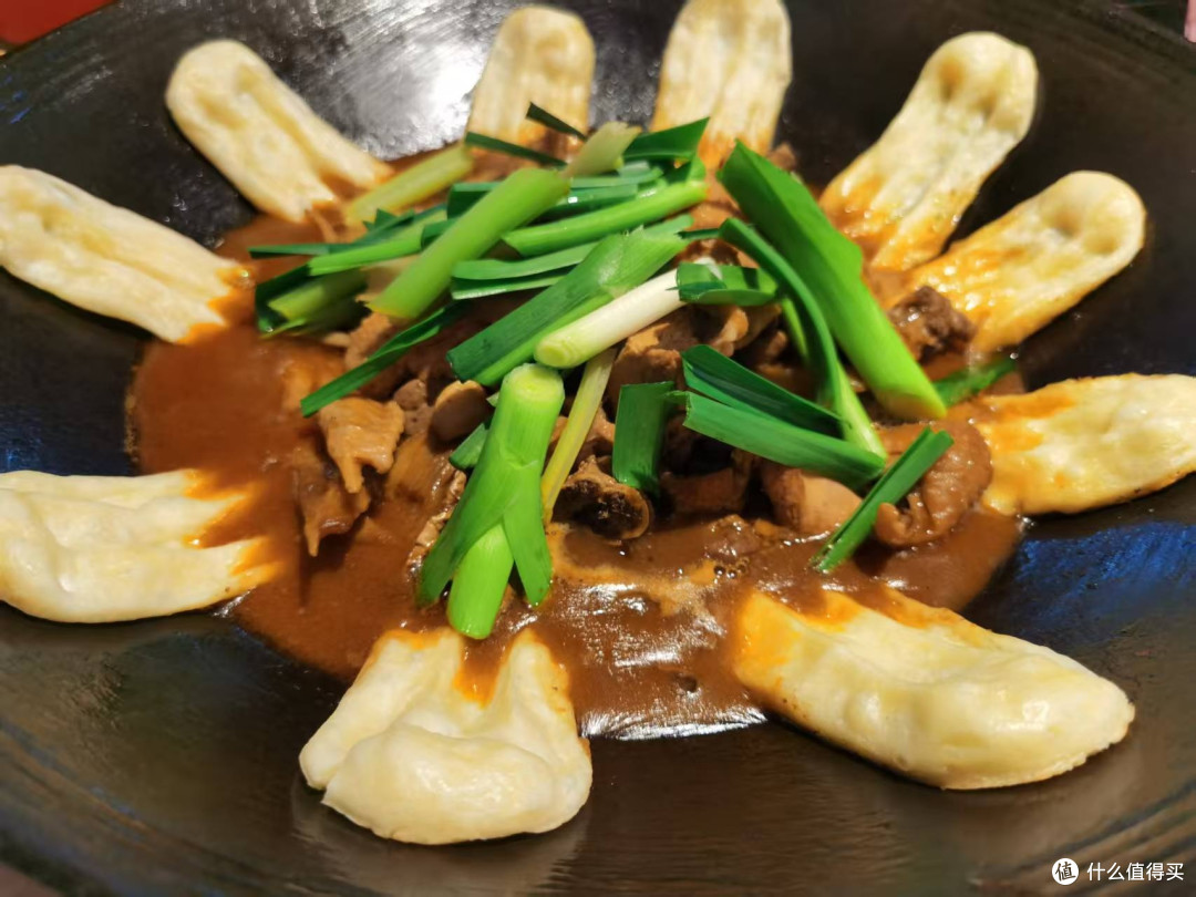 地锅鸡又好吃又划算,姐妹再聚