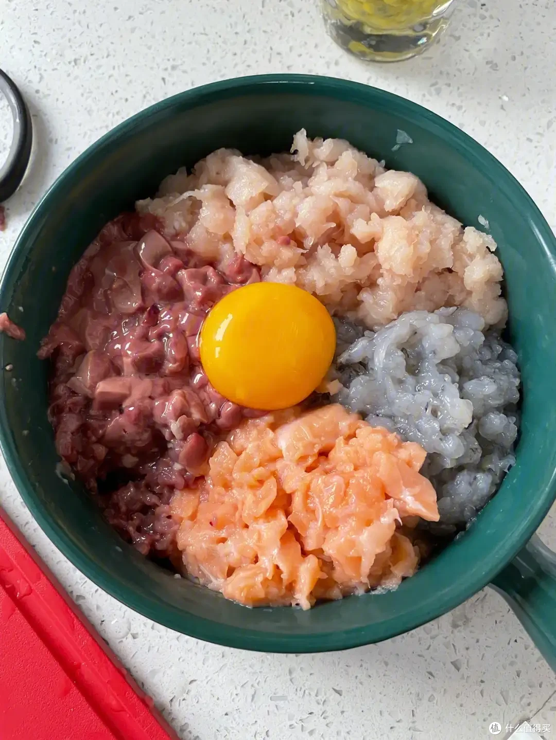 从生肉到舒化粮:一场跨越千年的猫咪消化适应性革命