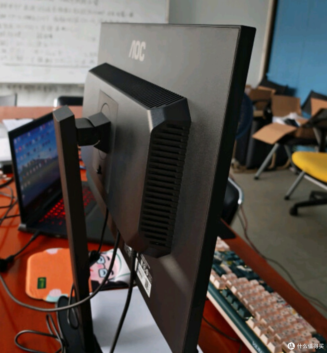 AOC显示器4K 设计师电脑显示屏幕 办公学习护眼必备