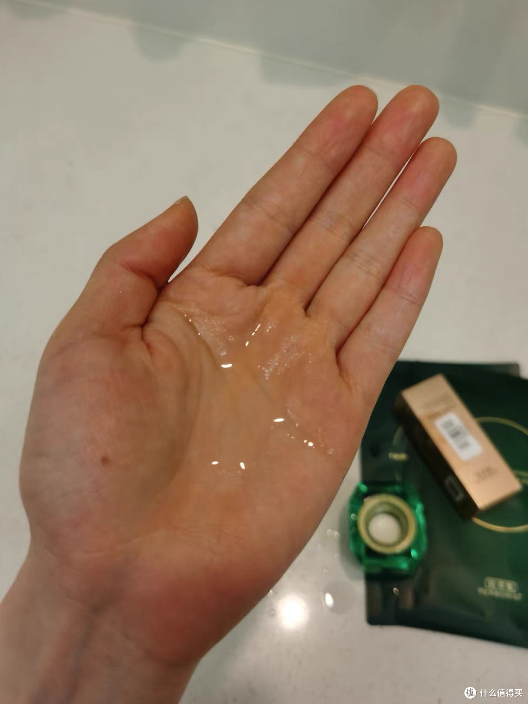 佰草集太极翡翠水:油皮紧致控油的湿敷精华水