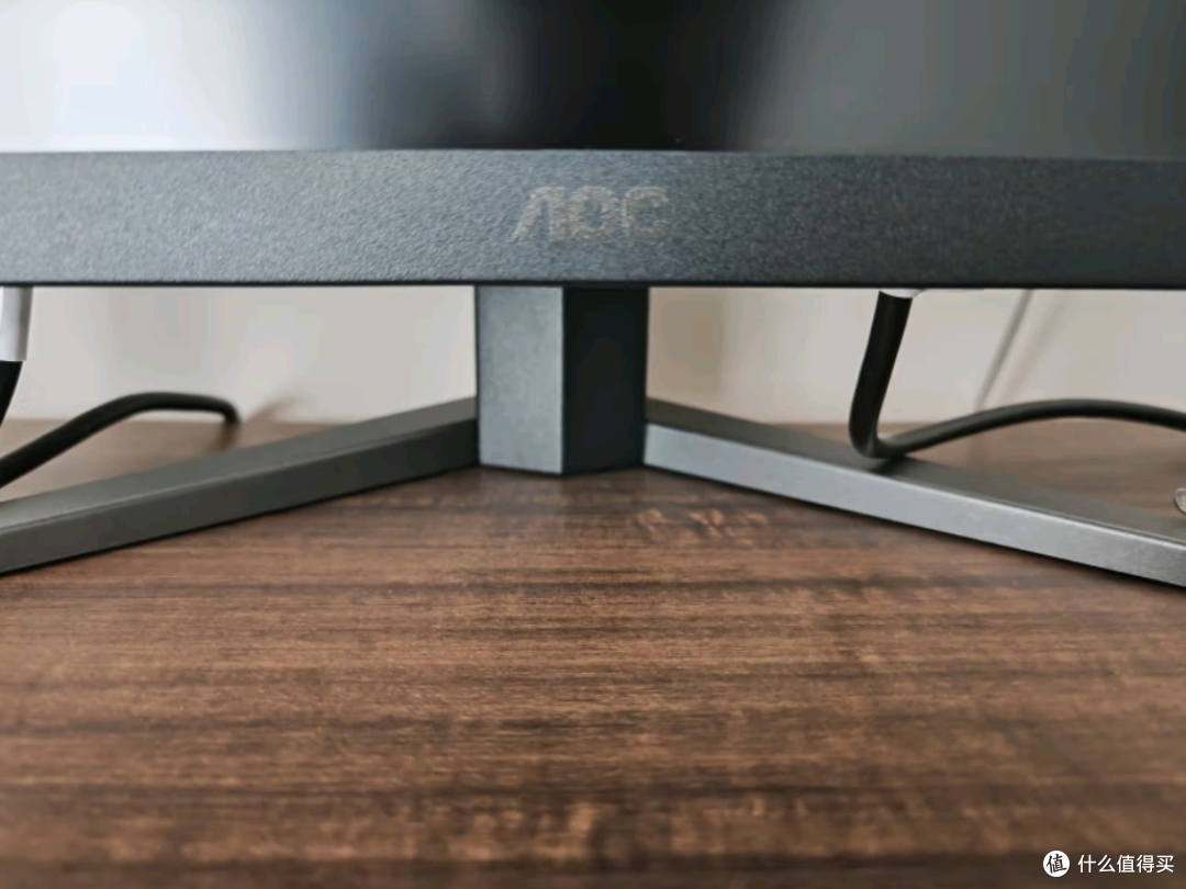 电竞玩家的信仰之选:AOC宙斯盾U27G4显示器