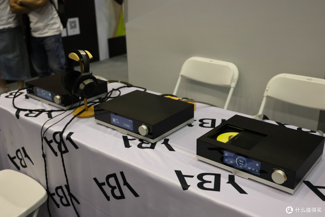 耳边前线 | 新品接连登台!小公举带你回顾2025深圳音响耳机展!