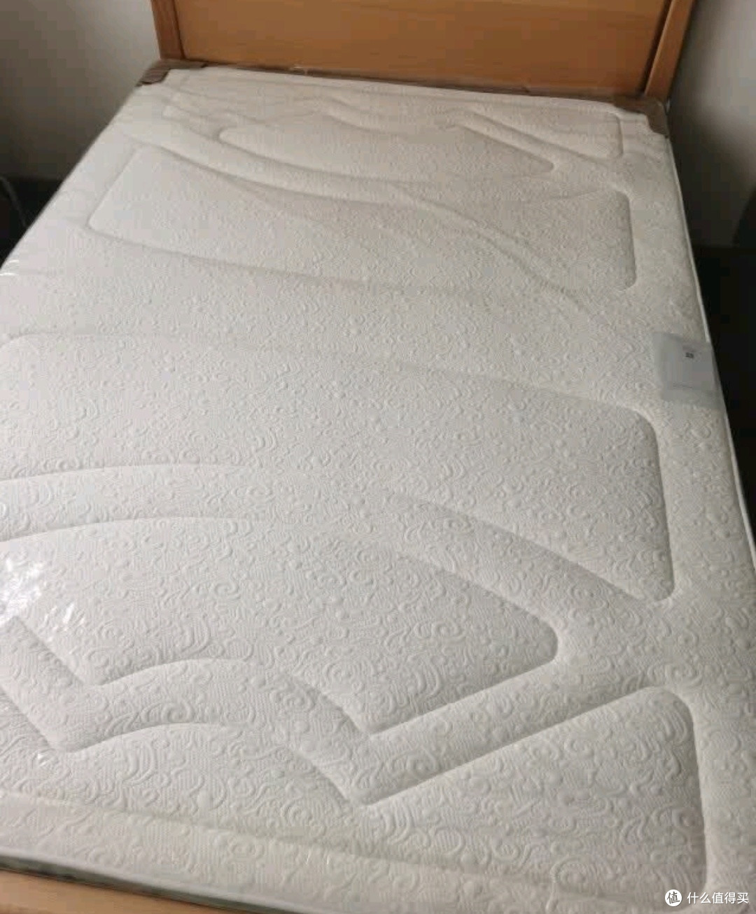 雅兰深睡智尊版乳胶床垫,遇上大自然森梦山棕床垫,该如何抉择?