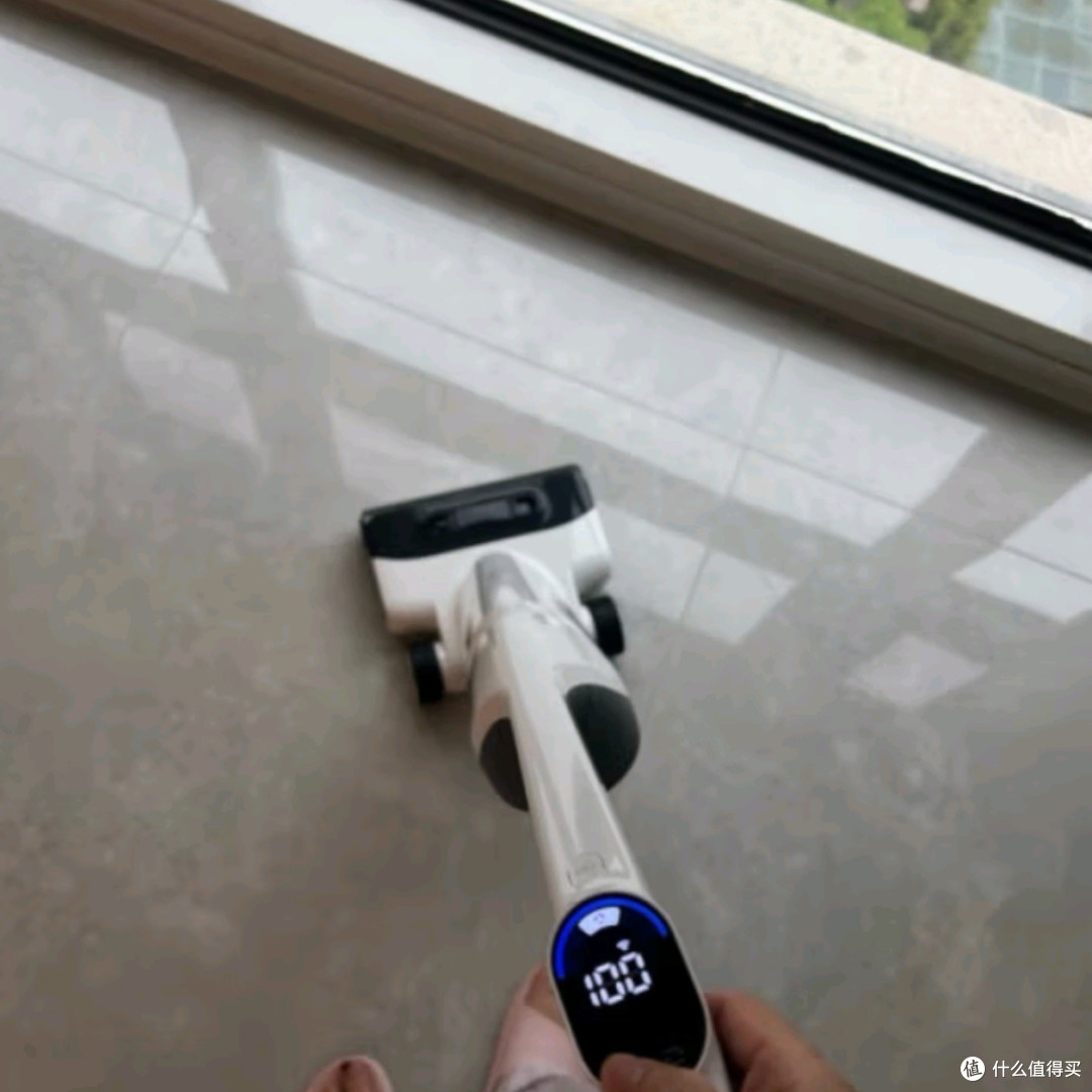 石头A20 Pro智能洗地机:以「平躺清洁+60℃热水自清洁」