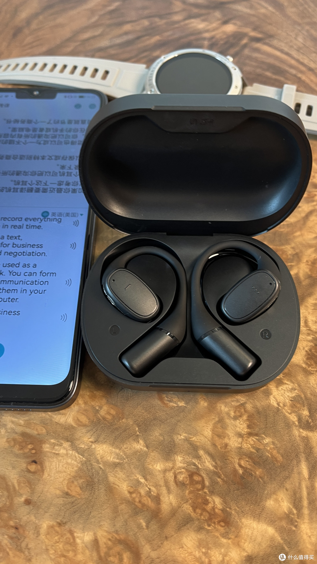 颠覆听觉体验!BLINBLIN V1智能翻译耳机重新定义“声”活边界