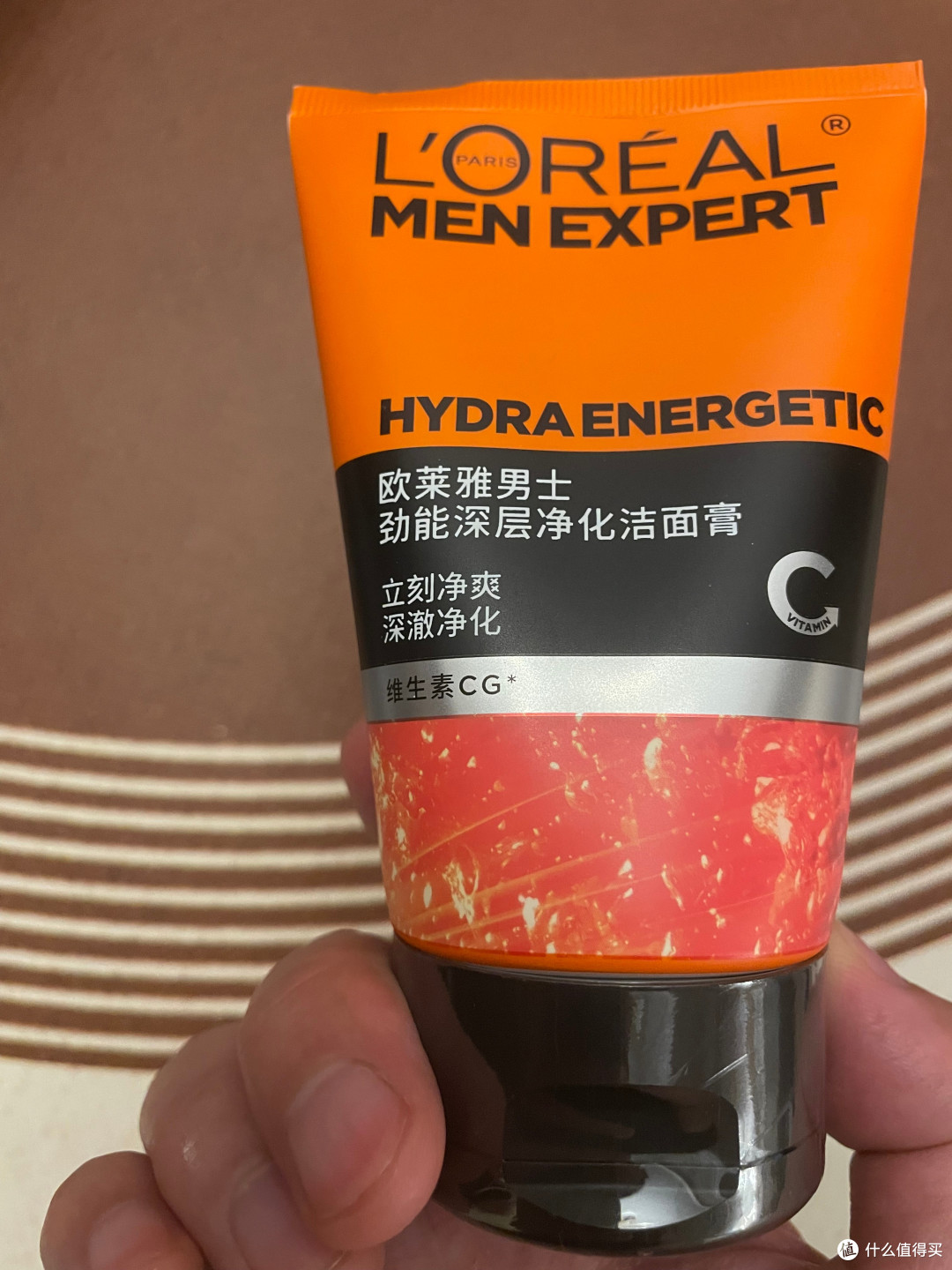 就喜欢闻这个味道——欧莱雅男士劲能精华洁面膏