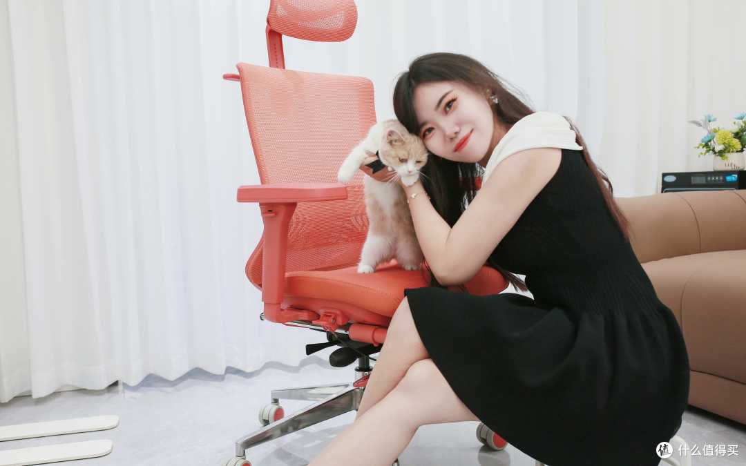 小个子女生的办公福音——恋树人体工学椅:值不值看完就知道!