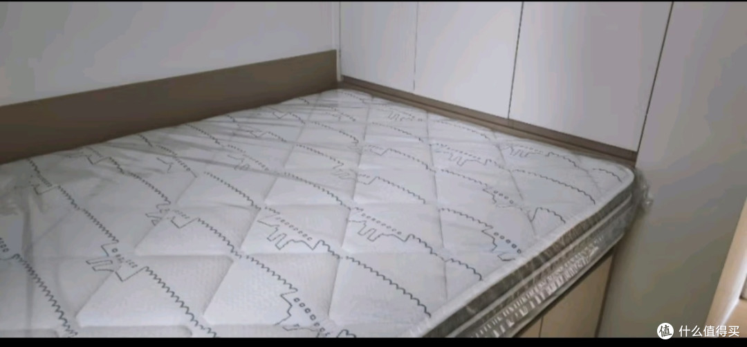 雅兰抑菌面料进口乳胶黄麻床垫 独袋弹簧er童床垫